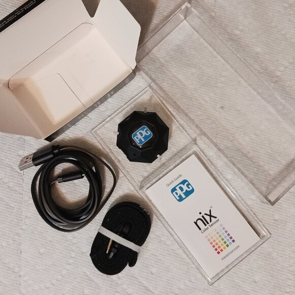 Nix Mini 2 Color Sensor Colorimeter - Portable Color Matching Tool - Picture 3 of 15